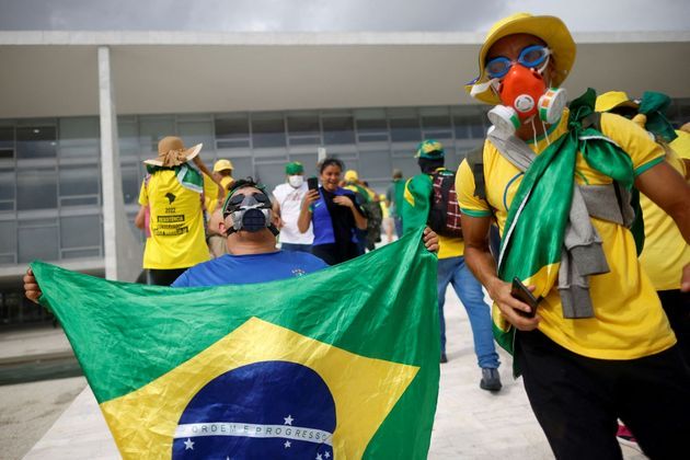 Supporters of Brazil's former President Jair Bolsonaro take part in a demonstration against President Luiz Inacio Lula da Silva, outside Brazil?s National Congress in Brasilia, Brazil, December 8, 2023. REUTERS/Adriano Machado