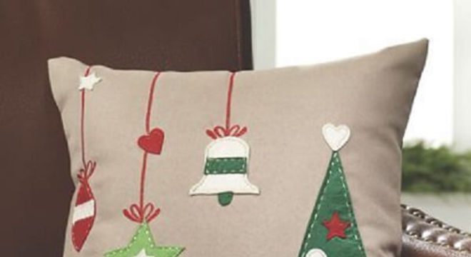 Invista em almofadas de Natal com design delicada e personalizada