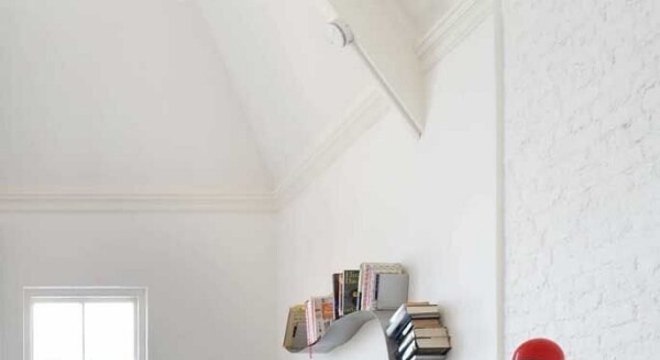 Invista em prateleiras com design criativo