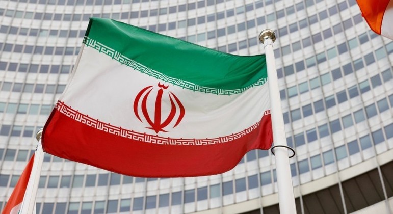 Irã retomará em breve negociações sobre cumprimento de acordo nuclear de 2015