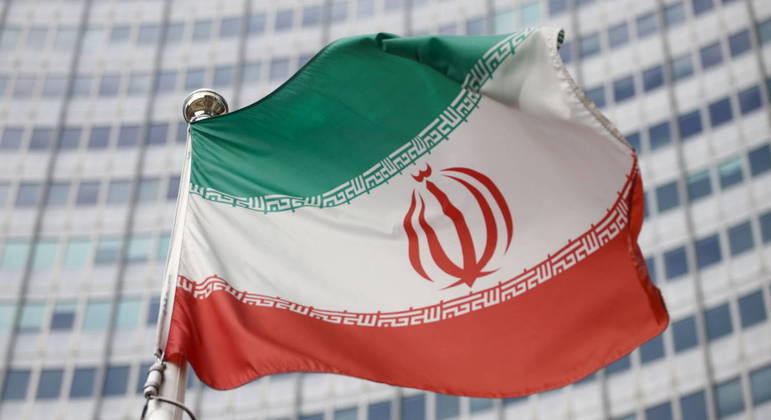Países tentam retomar pacto nuclear com o Irã, estabelecido em 2015