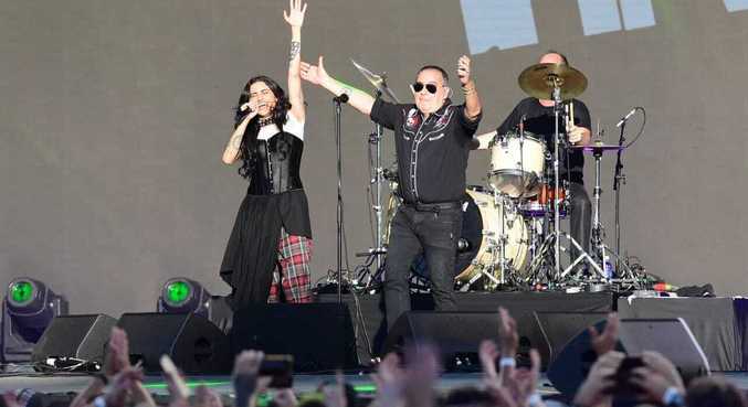 Day Limns cantou com Ira! no Best of Blues and Rock