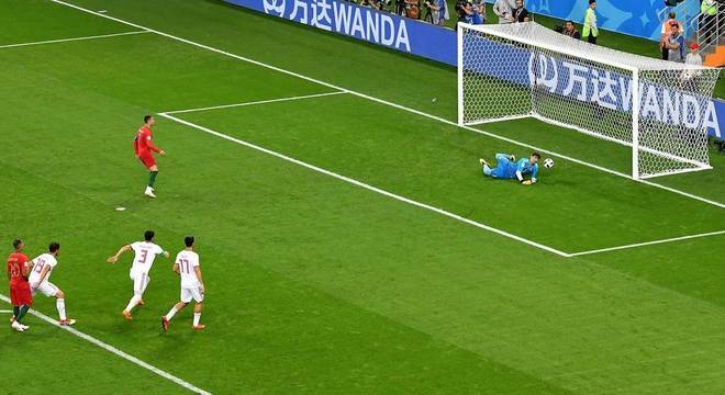 Cristiano Ronaldo perde pênalti e Portugal sofre em empate com o Irã, Esportes