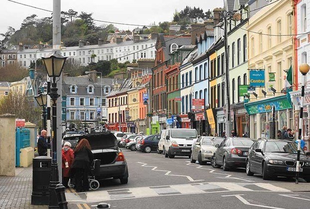 Irlanda- 4,9 milhões de habitantes/ Capital: Dublin / Imposto sobre consumo: 23%.