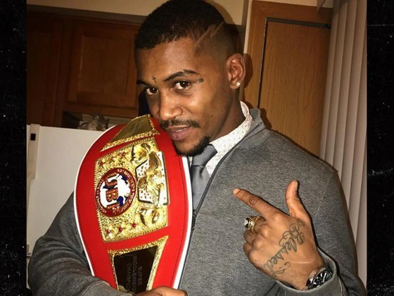 Uma tragédia assolou o mundo do boxe na última semana. Isiah Jones, de 28 anos, levou um tiro na cabeça após uma briga familiar em Detroit, nos Estados Unidos. As informações são do portal TMZ