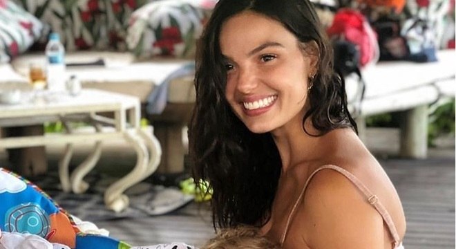 isis valverde bebe foto