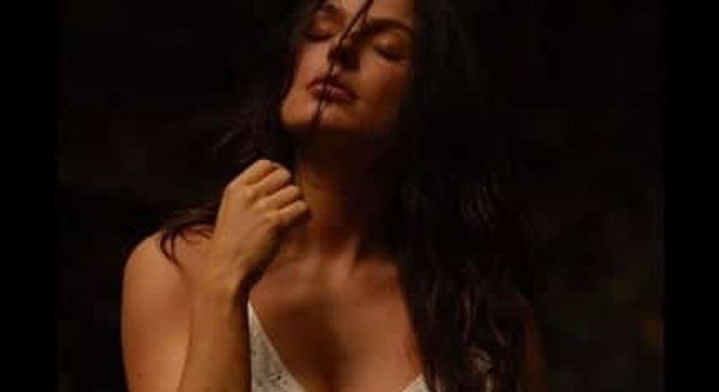 isis valverde ensaio gestante