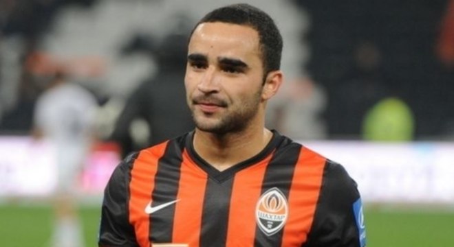 Ismaily, lateral-esquerdo do Shakthar Donetsk, convocado pelo técnico Tite