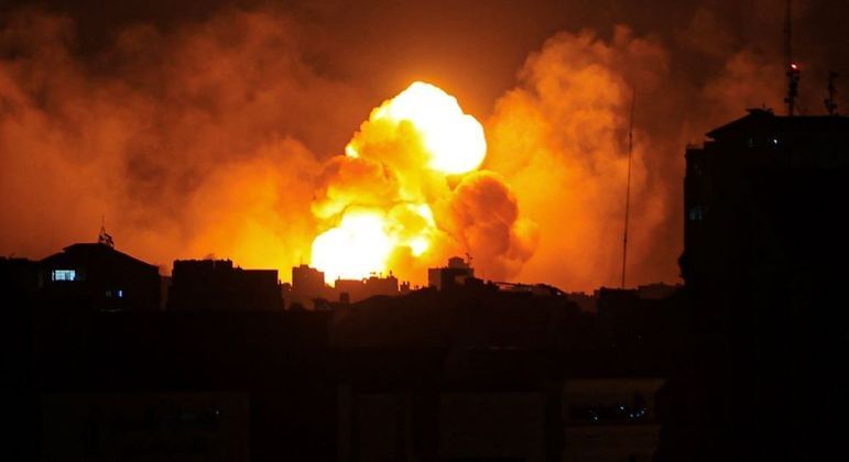 Explosão na Faixa de Gaza após contra-ataque israelense