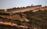 Israel e Líbano permanecem tecnicamente em guerra após vários conflitos. A fronteira entre os dois países é monitorada pela Finul (Força Interina das Nações Unidas no Líbano), que tem o objetivo de garantir o cessar-fogo