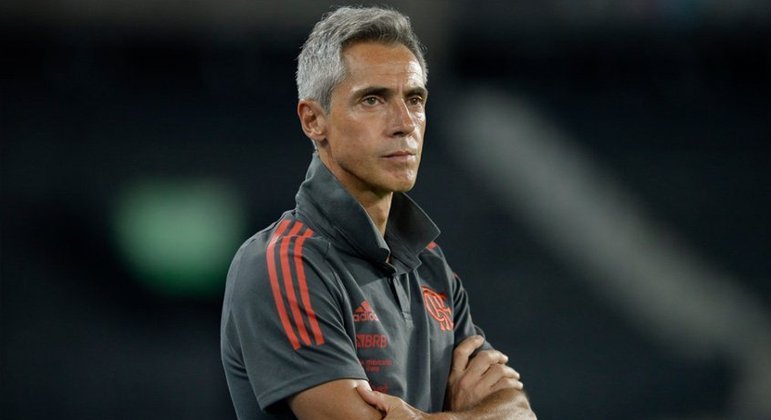 Paulo Sousa já estava muito pressionado pela sombra de Jorge Jesus. Agora, a situação será pior