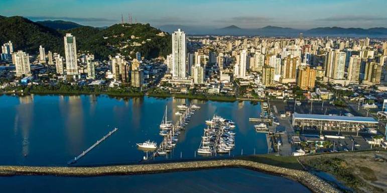 Cidade de Itajaí, em Santa Catarina