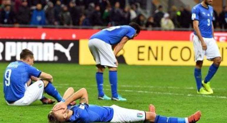 O desalento da "Azzurra" depois do penal desperdiçado por Jorginho
