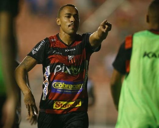 Ituano: 51,1% de aproveitamento no ano / O Ituano conseguiu chegar às quartas de final do Campeonato Paulista, sendo eliminado para o campeão Palmeiras. Os atacantes Rafael Elias e Aylon foram os nomes da equipe no Paulistão e criaram esperanças para uma boa Série B. Ituano: 51,1% de aproveitamento no ano / O Ituano conseguiu chegar às quartas de final do Campeonato Paulista, sendo eliminado para o campeão Palmeiras. Os atacantes Rafael Elias e Aylon foram os nomes da equipe no Paulistão e criaram esperanças para uma boa Série B.