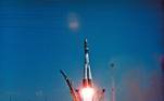 Em 12 de abril,quando o foguete Soyuz R-7 foi lançado da base de Baikonur, no Cazaquistão, o Gagarinafirmou 