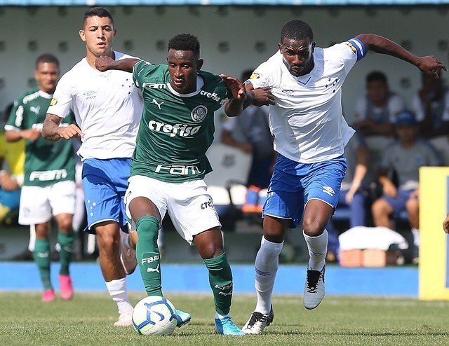 A Gazeta  Conheça Iván Angulo, promessa da Colômbia e novo reforço do  Botafogo