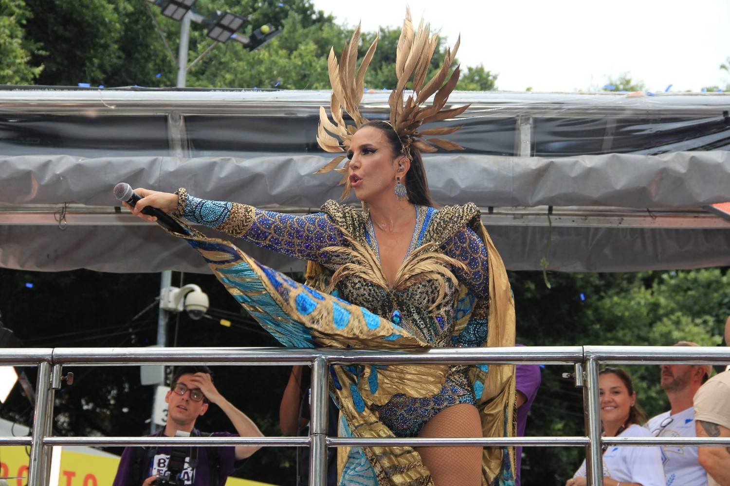 Ivete Sangalo Agita Folioes No Ultimo Dia De Carnaval Em Salvador Fotos R7 Carnaval 2020