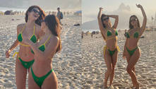 Izabela Cunha, ex-noiva de Luan Santana, combina biquíni com amiga em dia de praia