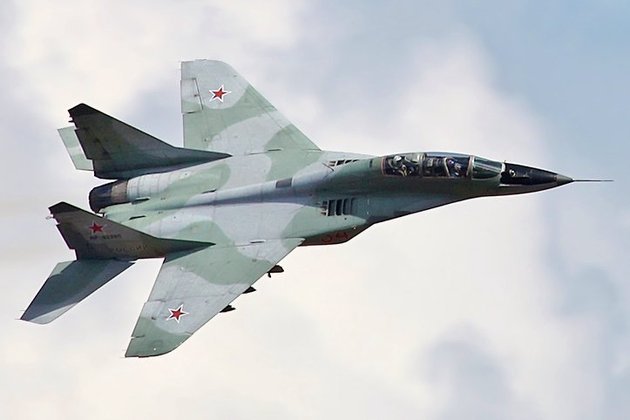 Já o MiG-29 (que tem várias versões) é o caça mais comum da Rússia (o Su 27 é seu sucessor) e o que deve ser mais utilizado caso a guerra ganhe maiores proporções. Tem capacidade para 8 mísseis de curto alcance e uma poderosa metralhadora.