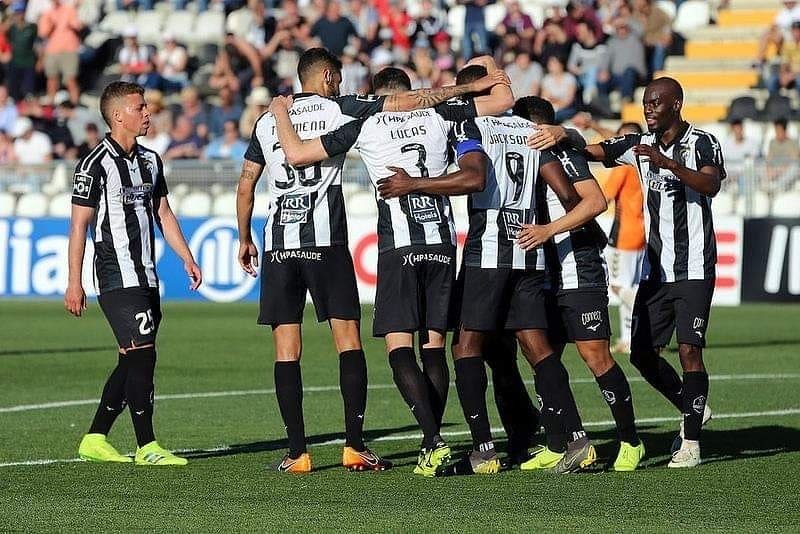 Grêmio mostra força, vence o Atlético-MG em BH e cola no G4 - Lance - R7  Futebol