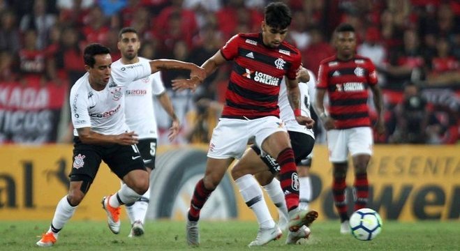 Flamengo e Corinthians empatam 1º jogo da semifinal da Copa do