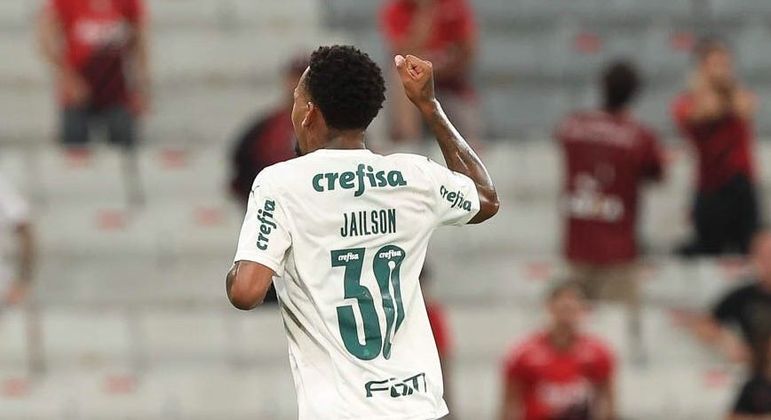 Jailson já atuou em oito partidas pelo Palmeiras em 2022 e anotou seu primeiro gol na Recopa