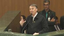 'Sei dos riscos que corro em solo brasileiro', diz Bolsonaro ao receber título de cidadão goiano 