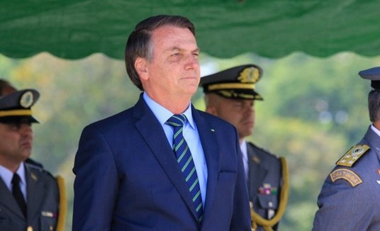 Forças Armadas são âncora do governo, diz presidente Bolsonaro ( J RICARDO/AGÊNCIA FREE LANCER/ESTADÃO CONTEÚDO)