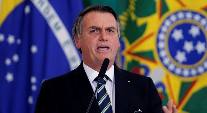 PGR é para o governo como a dama em jogo de xadrez, compara Bolsonaro