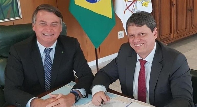 Bolsonaro é entusiasta da candidatura de Tarcísio Freire (Infraestrutura) ao governo de SP