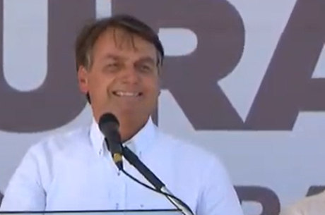 Jair Bolsonaro vai a Pernambuco inaugurar obra