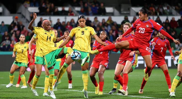 Essa foi a primeira vitória da história da Jamaica em Mundias femininos. O resultado também complica o Brasil, que agora tem a obrigação de vencer as jamaicanas para avançar na competição.Já o Panamá se despede da Copa do Mundo sem fazer o tão sonhado gol — a equipe nunca marcou na competição