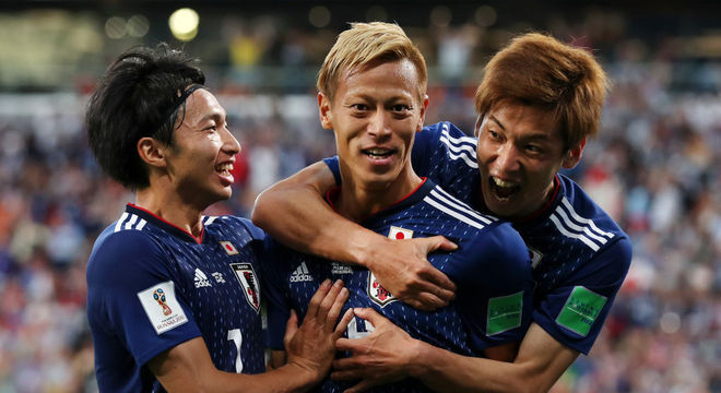 O experiente Honda (camisa 4) fez o gol do empate do JapÃ£o contra Senegal