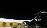 A compra foi celebrada com champanhe por Hulk, que posou para uma foto com um dos pilotos da aeronave. Um detalhe curioso é que, no leme do jatinho, foram incluídas as inicias 'HLK', em referência ao apelido do jogador