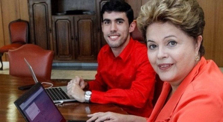 Jeferson Monteiro ao lado de Dilma Rousseff
