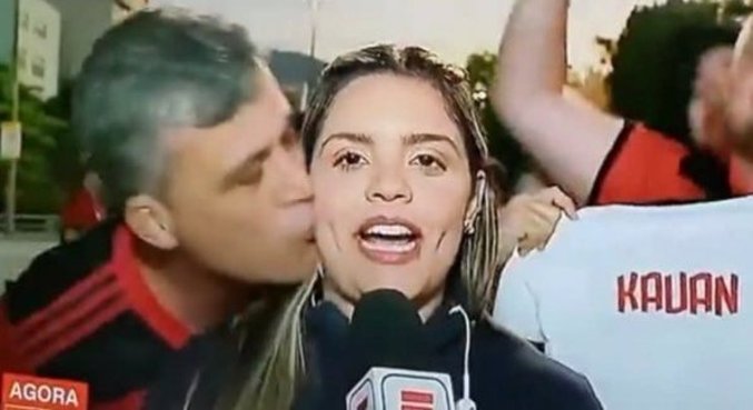 Jéssica Dias foi beijada pelo torcedor durante entrada ao vivo
