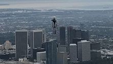 Caso do 'homem com jet pack' a 900 m de altura ganha teoria oficial