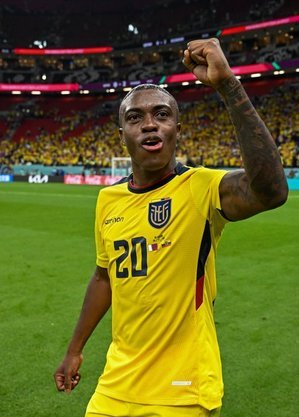 Jhegson Méndez em partida pela seleção equatoriana