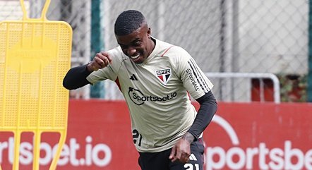 Jhegson Mendez em treino pelo São Paulo