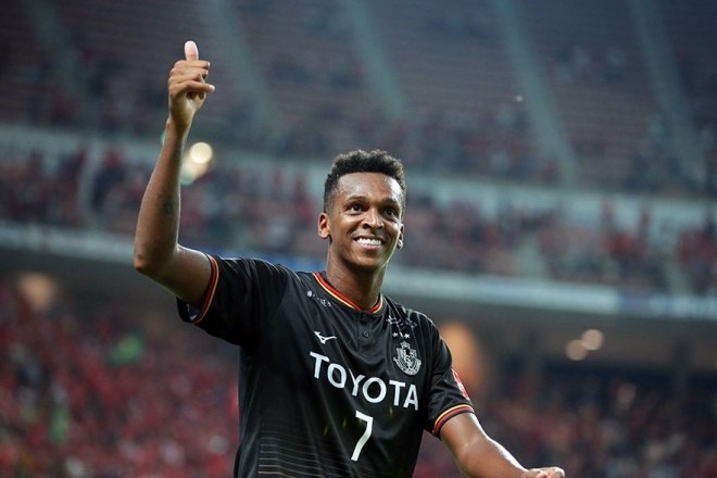 [ENQUETE] Querendo retornar ao Brasil, o Corinthians deveria se movimentar para trazer o atacante Jô?