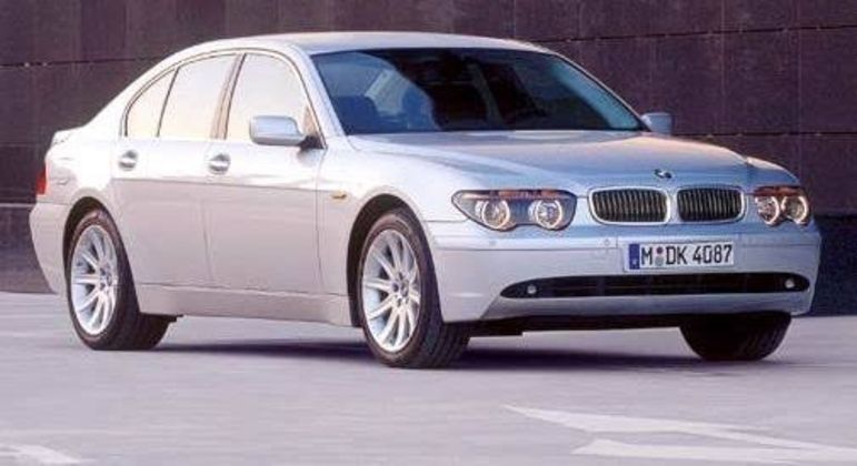 O autor e apresentador também teve a luxuosa BMW Série 7 na garagem