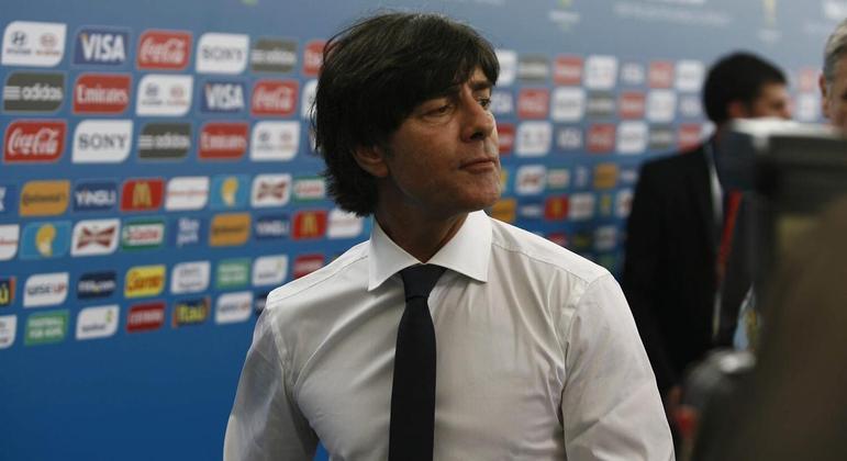 Técnico do 7 a 1, Joachim Löw tem interesse em assumir a seleção brasileira