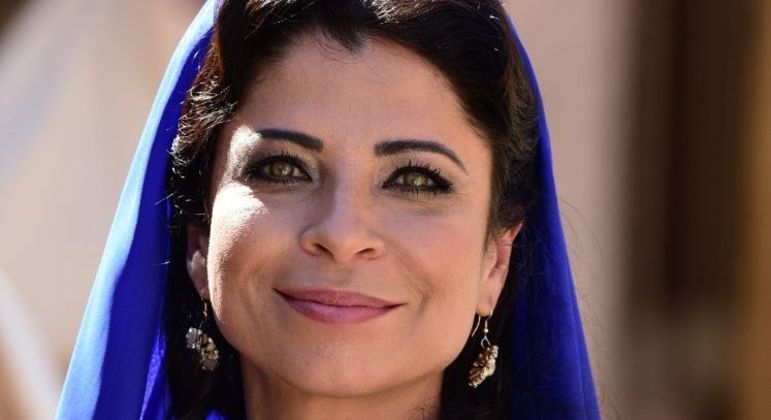 Vivida por Anna Lima, Joana de Chuza é uma mulher positiva, que chama a atenção pela leveza
