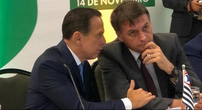 João Doria conversa com Jair Bolsonaro