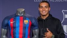 João Mendes, filho de Ronaldinho Gaúcho, faz estreia com brilho na base do Barça