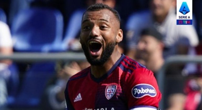 João Pedro, o artilheiro "brasiliano" do Cagliari