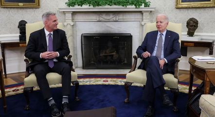 Joe Biden e McCarthy na Casa Branca