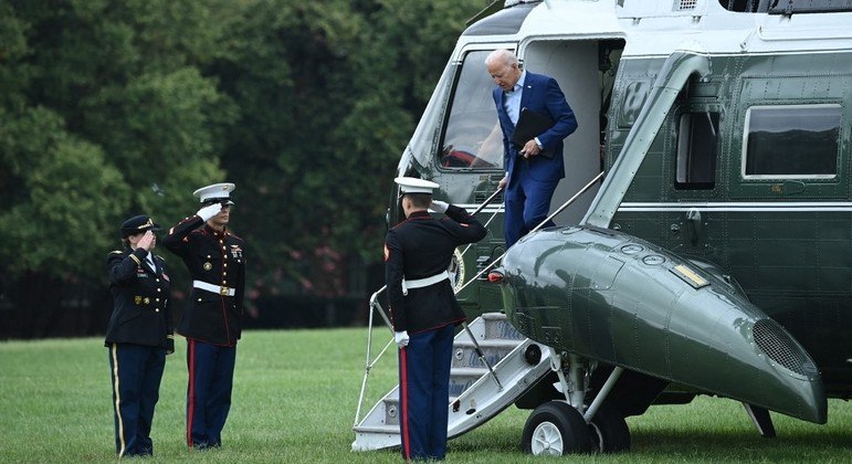Presidente dos EUA retornou à Casa Branca nesta segunda à tarde
