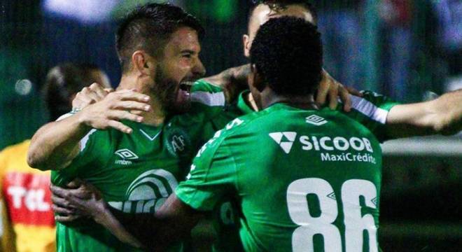 Jogador mais caro: Thiago Carleto, Thiago Galhardo, Samuel Xavier e Ricardinho - 1,25 milhão de euros (R$ 5,26 milhões)