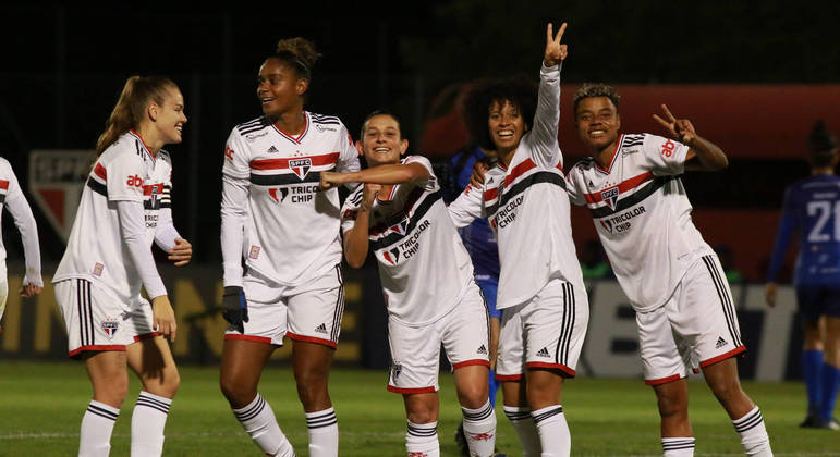 Bragantino vence Taubaté e avança à final da Copa Paulista Feminina, futebol